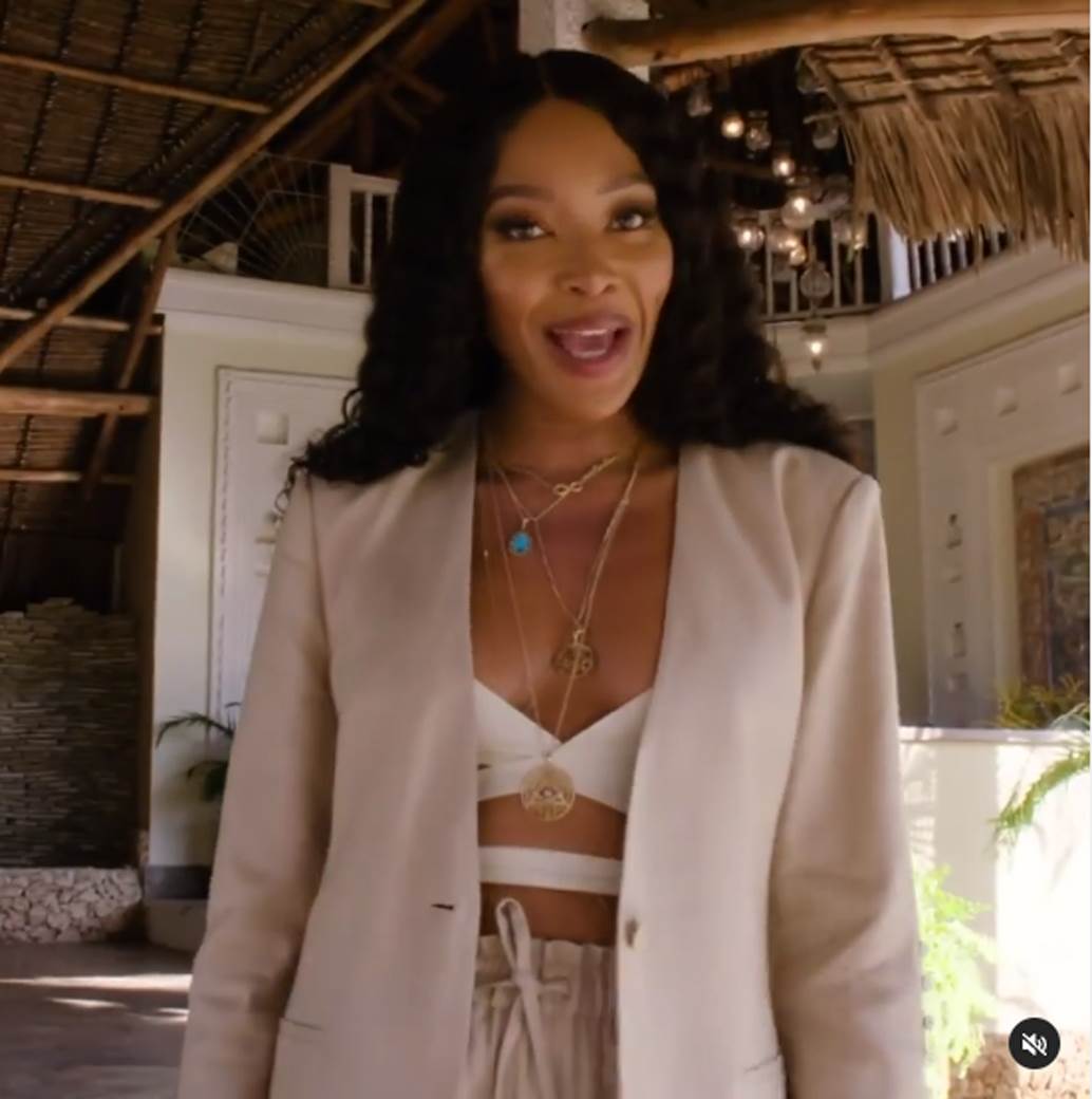  naomi kembel pokazala svoju cerku 