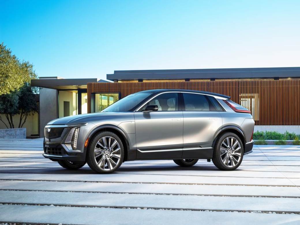  kadilak elektricni auto  