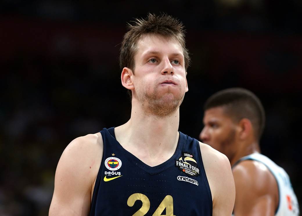  Jan Veseli ostaje u Barseloni 