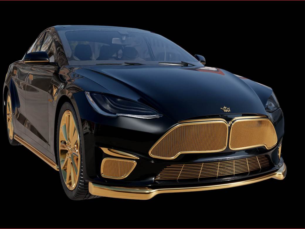  zlatni elektricni tesla auto 