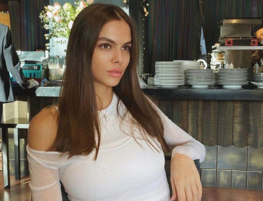  Viktorija Odintcova podijelila fotku u bikiniju i pokrenula lavinu reakcija 