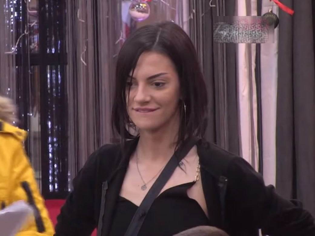  tara simov se vraca u zadrugu 