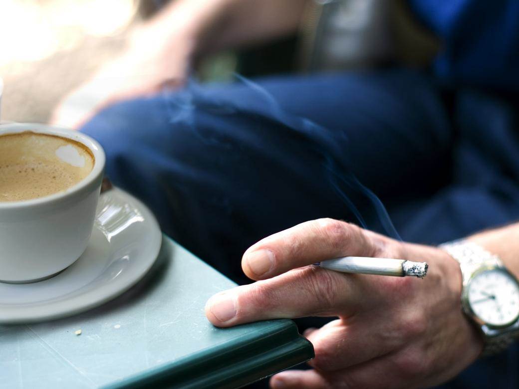  da li je dobro piti kafu prije spavanja 