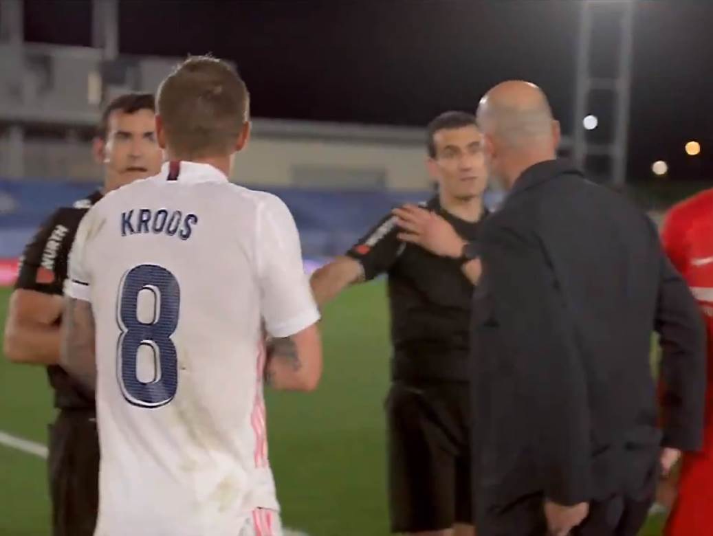  tri tima se bore za titulu u spaniji 