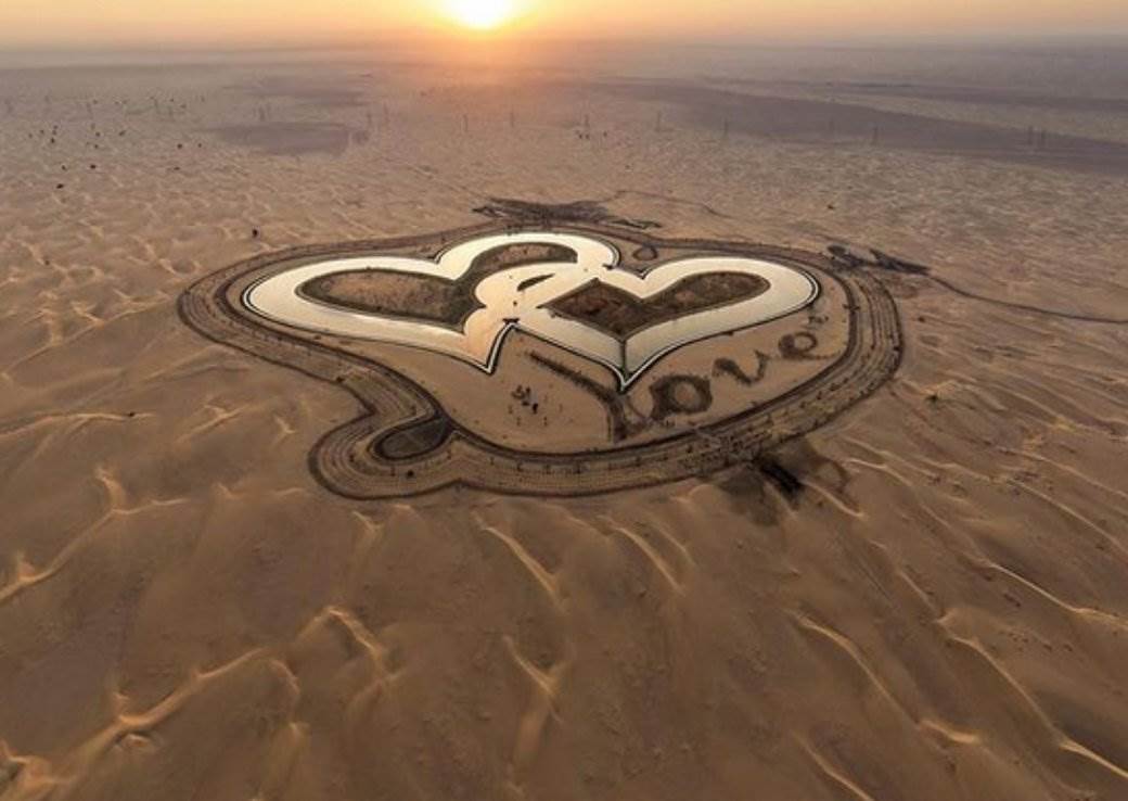  dubai jezero u obliku srca 