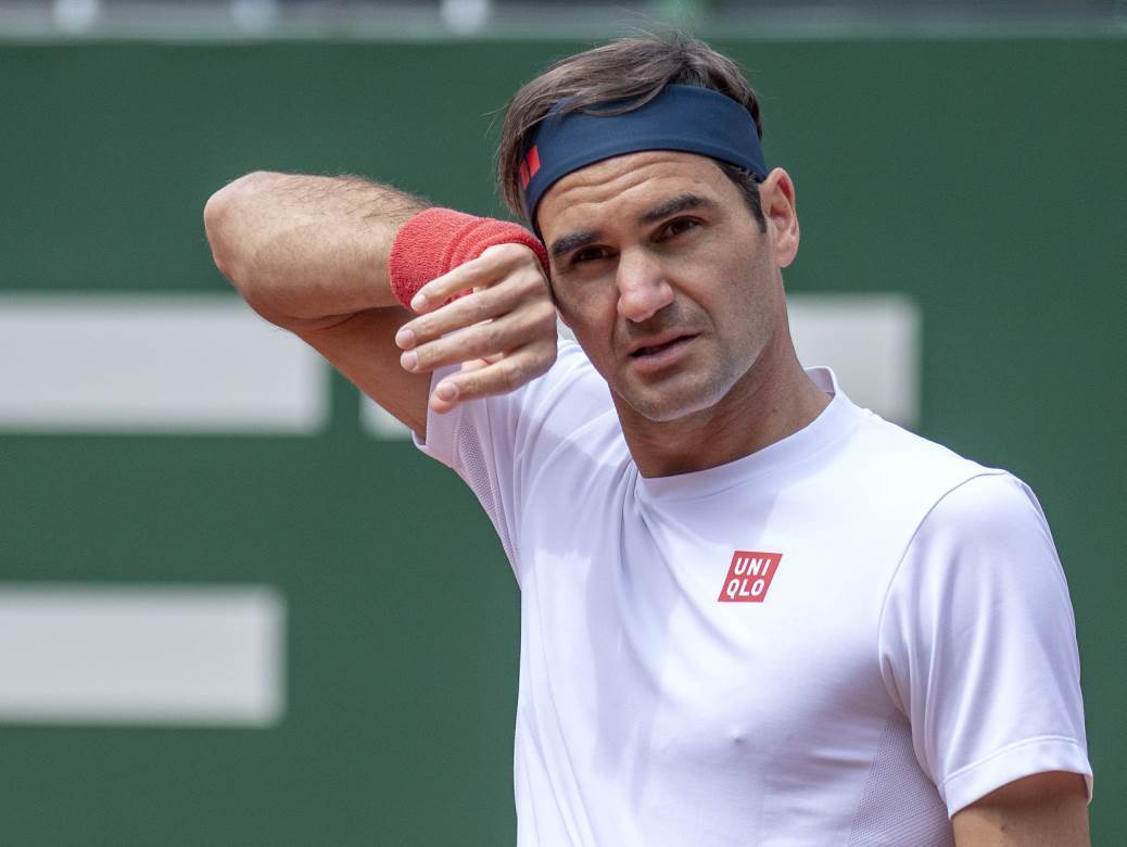  Federer dozivio poraz 
