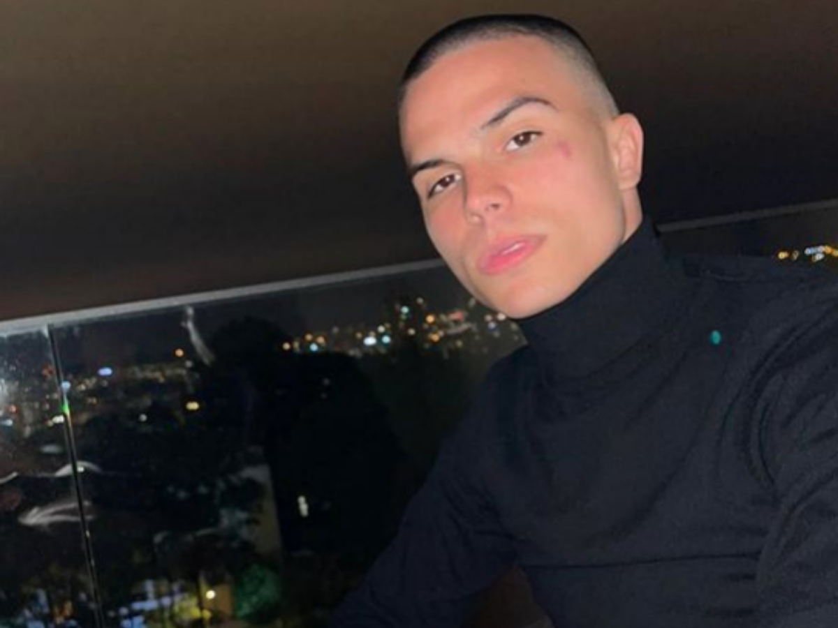  Vojaža gađali flašom na music weeku 