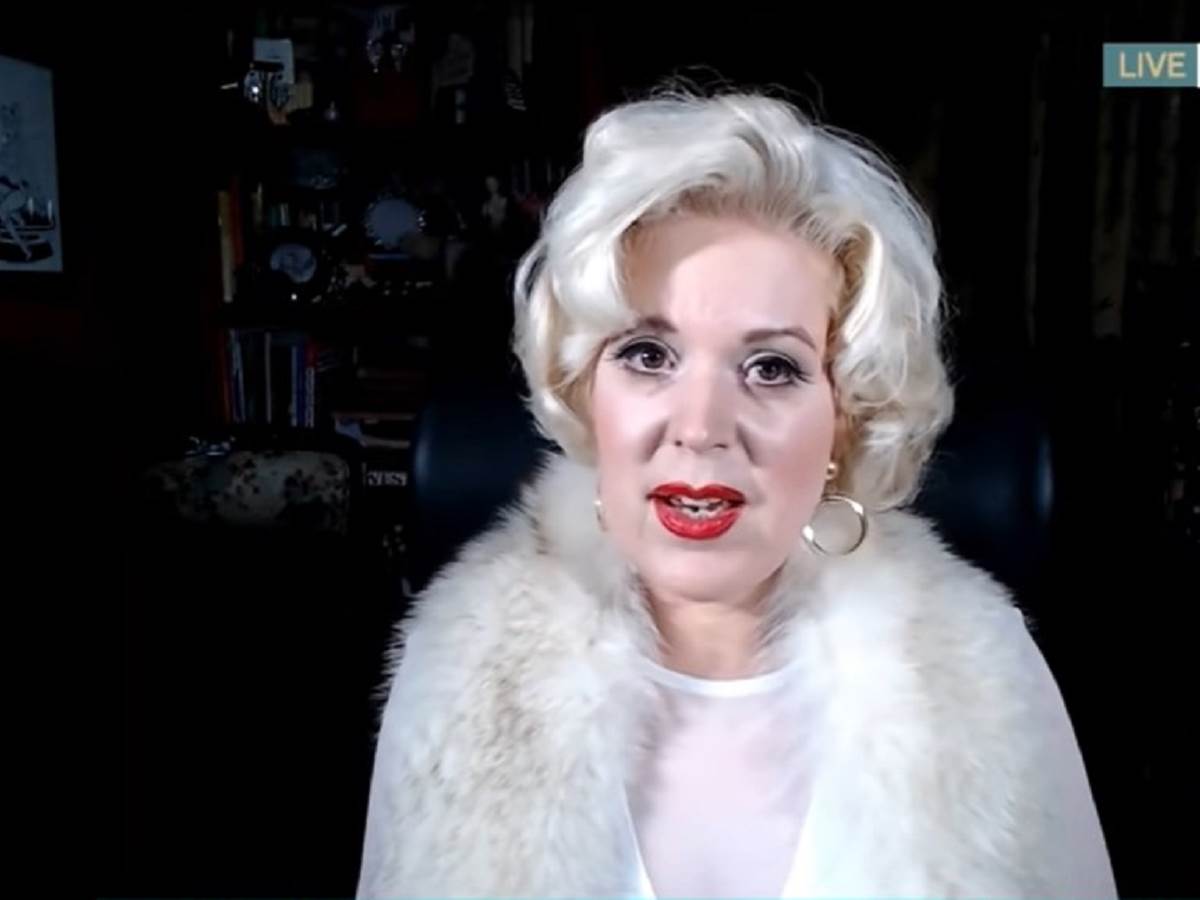  dijamantska diva zaradjuje od luskaraca fetis 