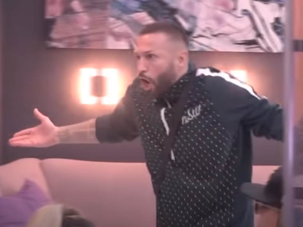  Nenad Aleksić Ša pobjesneo je na roditelje zbog toga što se miješaju u njegov odnos sa Tarom Simov 