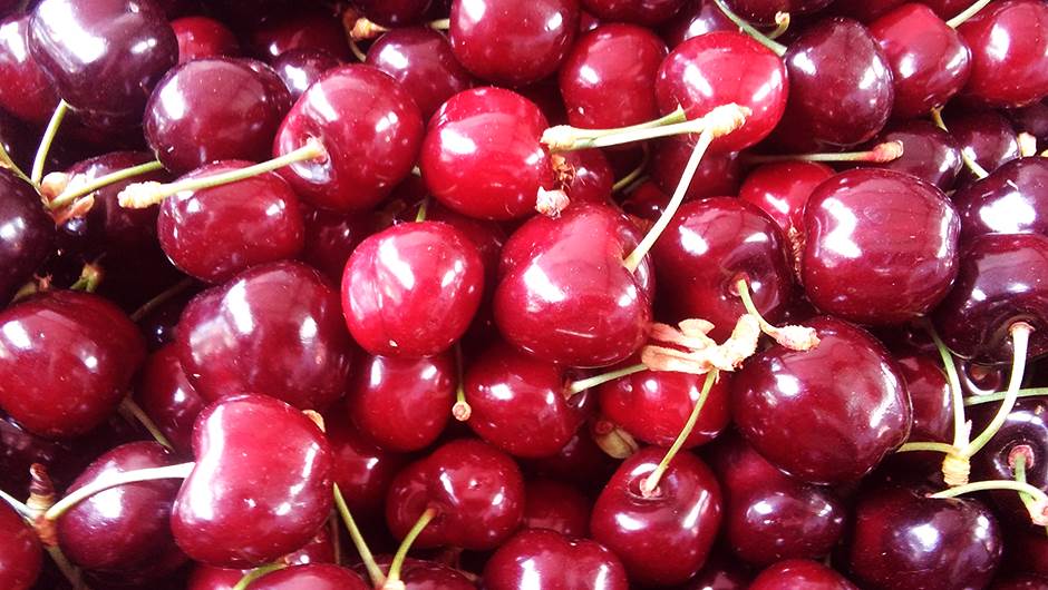   Šta se dešava ako pojedete crva iz trešnje? 