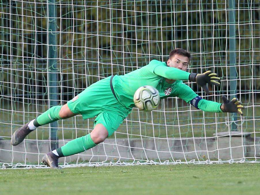  sin dekija stankovića najbolji golman u italiji 