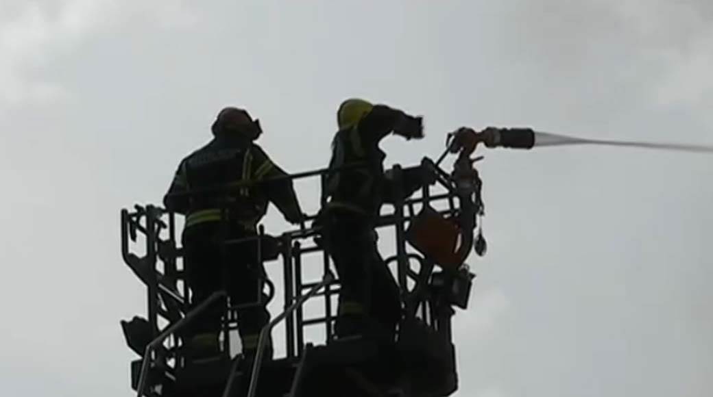  POZAR U ZGRADI U BUDVI 