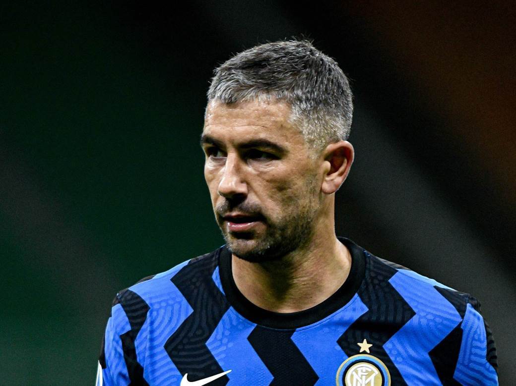  aleksandar kolarov napusta inter 