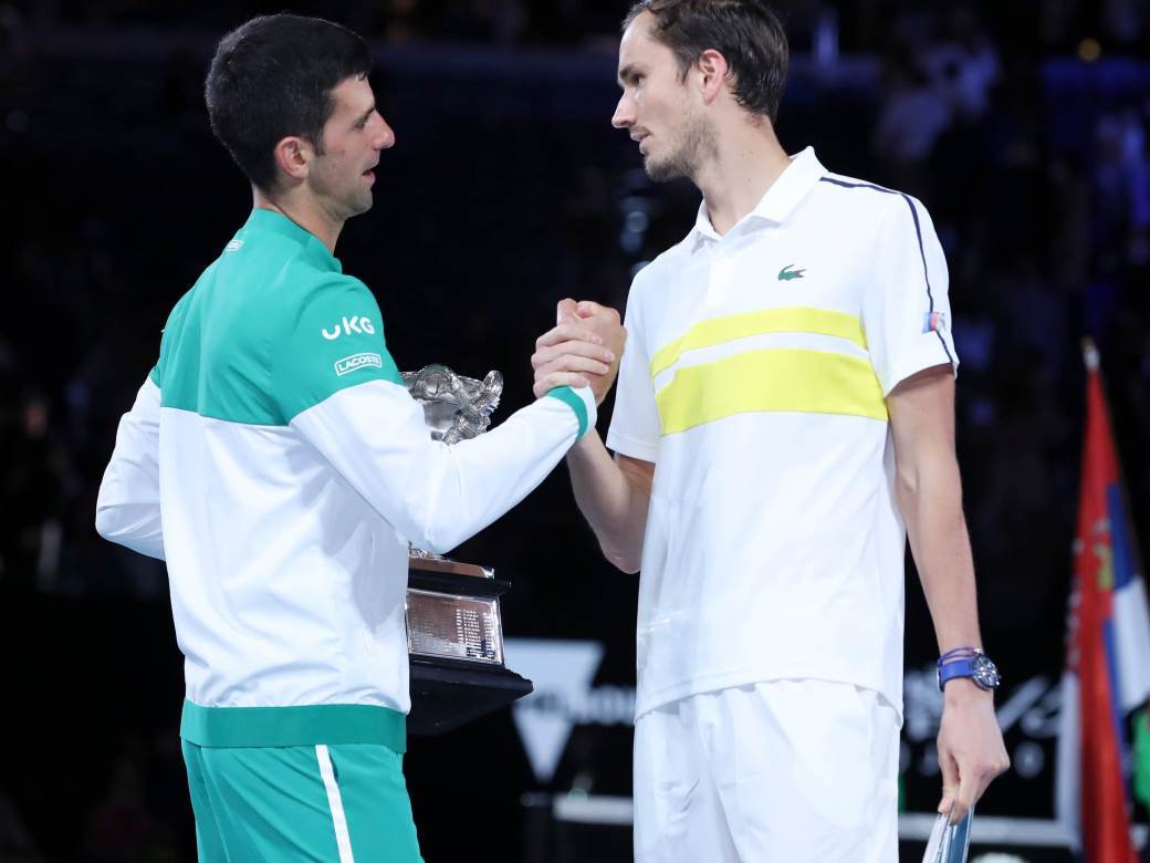  djokovic medvedev vimbldon 