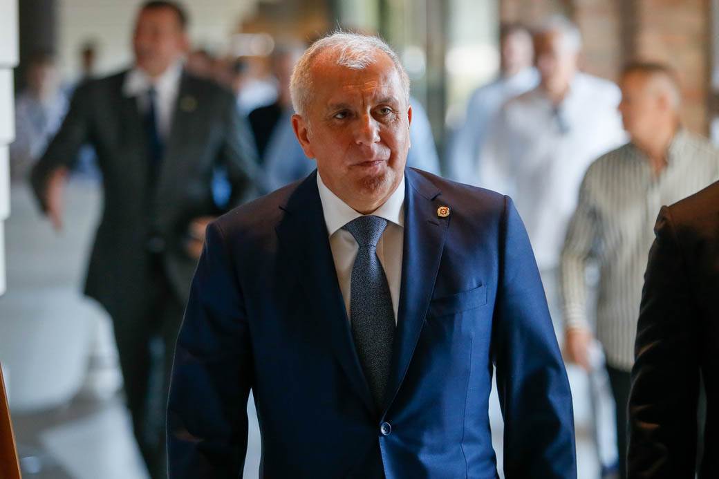  ŽELJKOVA PRVA "ČISTKA" U PARTIZANU - OTIŠLO 5 IGRAČA: Obradović novi tim pravi skoro od nule! 