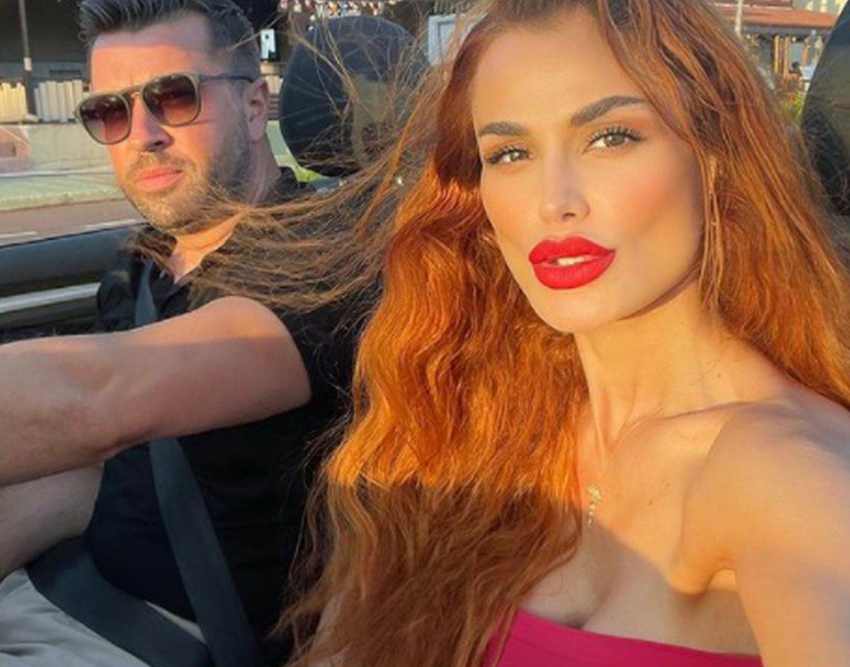  indi aradinovic pjevacici polilo 