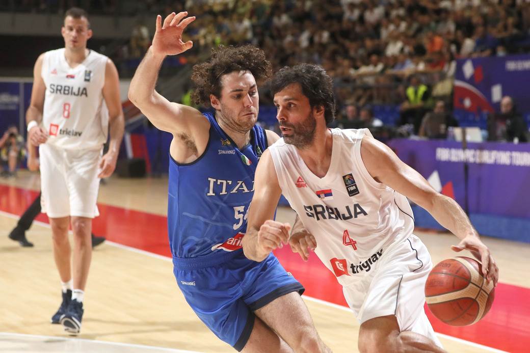  srbija porazena od italije  