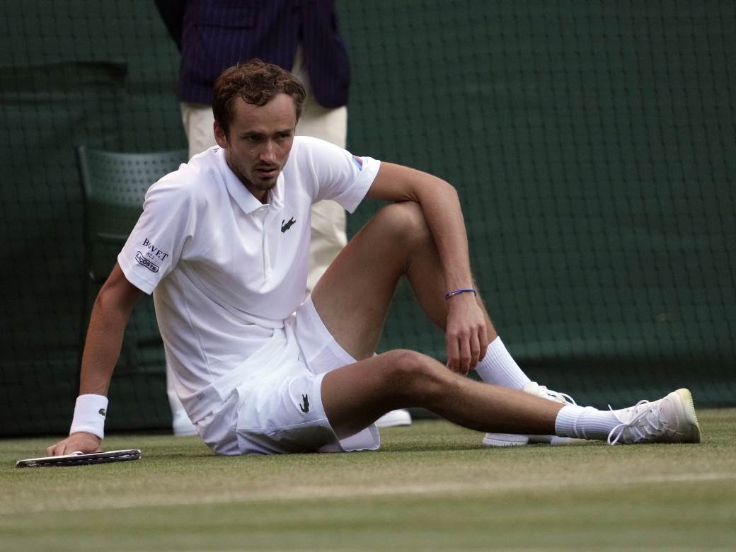  medvedev ispao sa vimbldona parovi cetvrtfinala vimbldona 