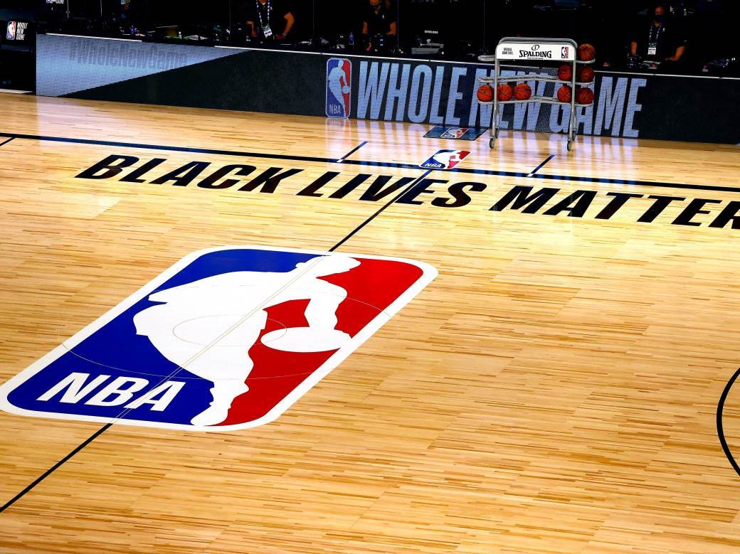  Novi mega trejd zatresao NBA ligu 