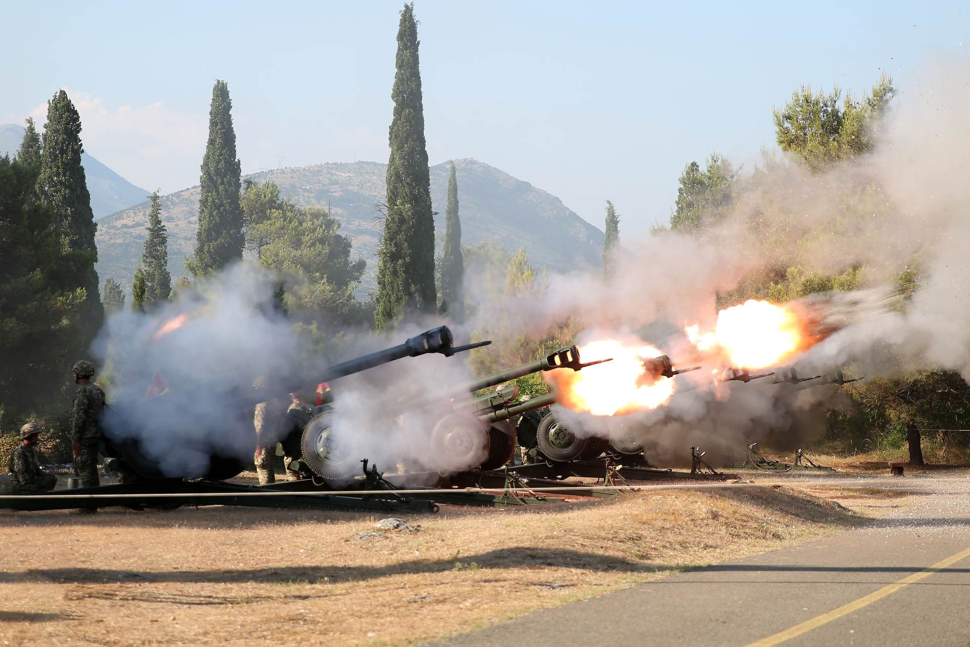  Počansna paljba povodom dana državnosti  