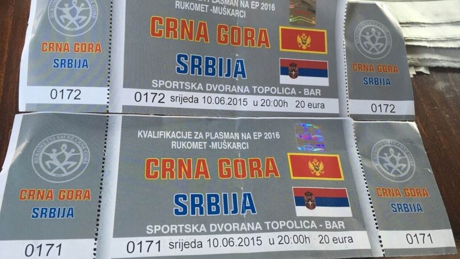  Avantura: Kako do karte za meč Crne Gore i Srbije! 