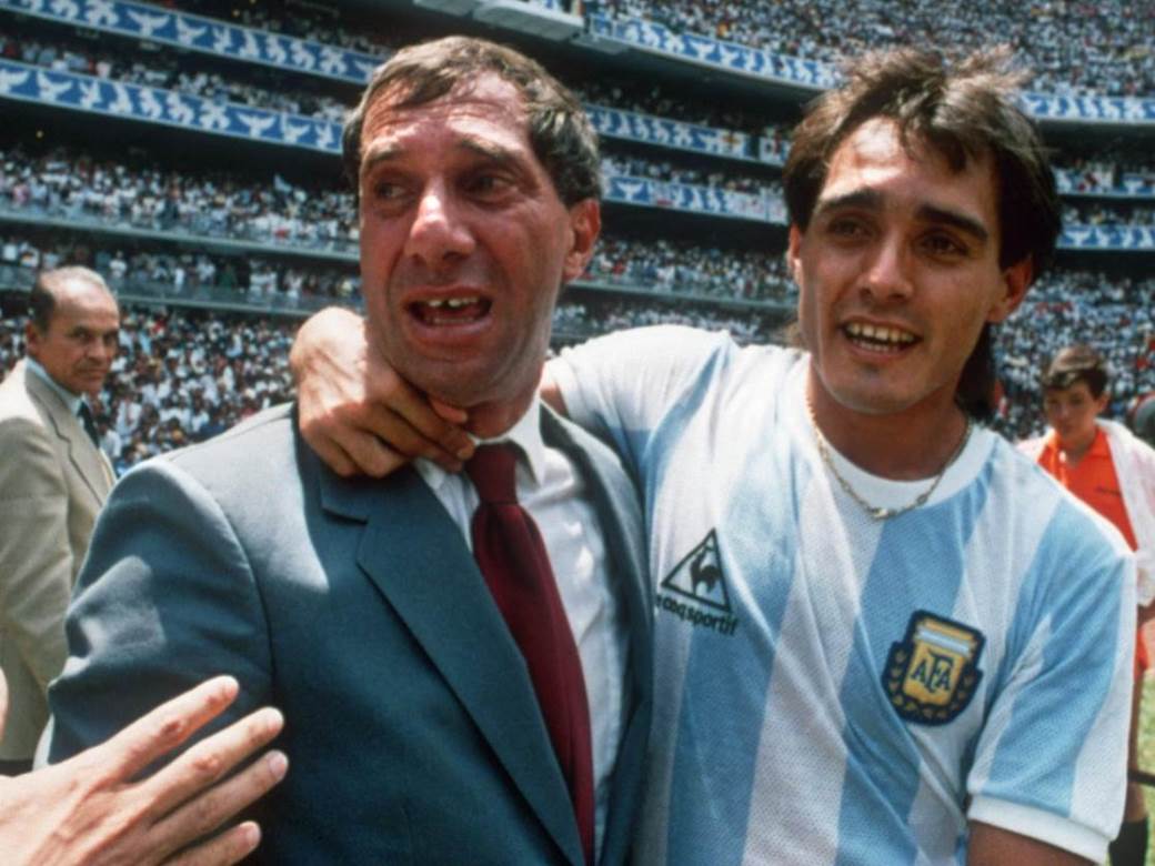  samo jedan covjek ne zna da je maradona umro  