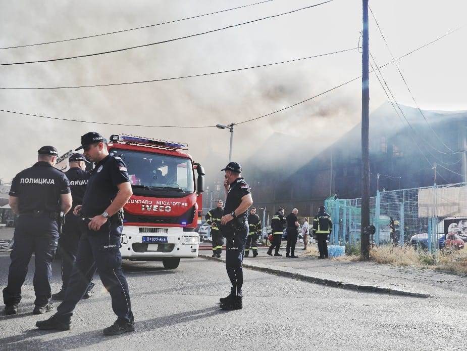  Požar u Tutinu, izgorela planinska kuća 