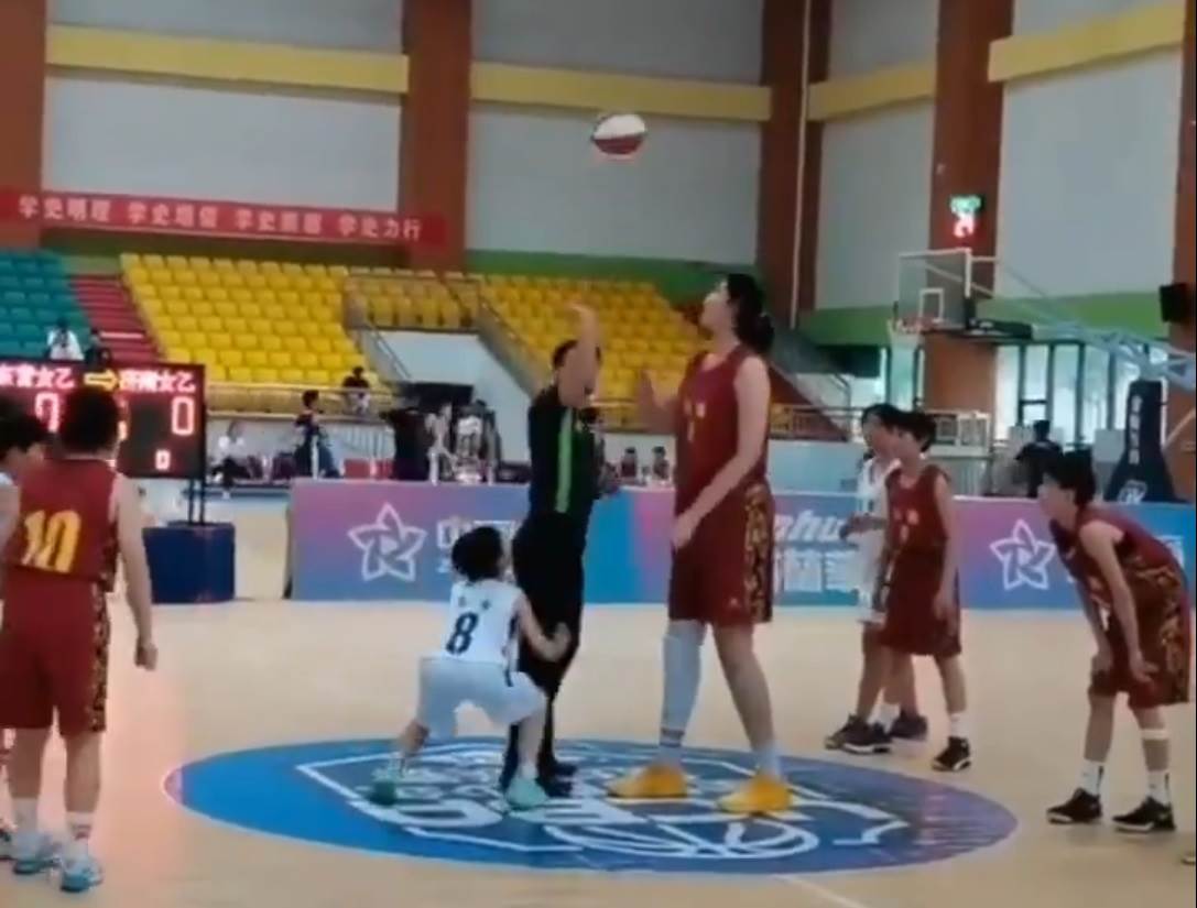  kineska košarkašica Džang Ciju 