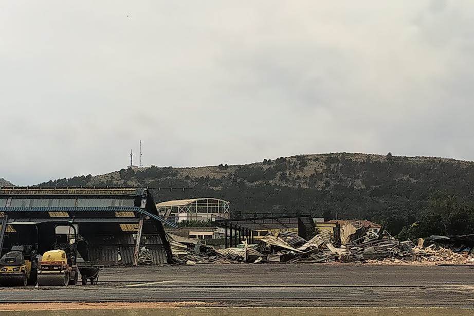  DOZVOLILI UNIŠTENJE MILIONSKE IMOVINE NEKADAŠNJEG DRŽAVNOG PREDUZEĆA “RUMIJATRANS” 