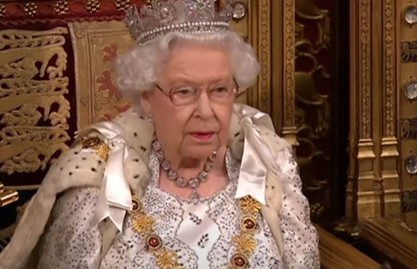  Kraljica Elizabeta II posjeduje ugovor u slučaju da izbije Treći svetski rat 