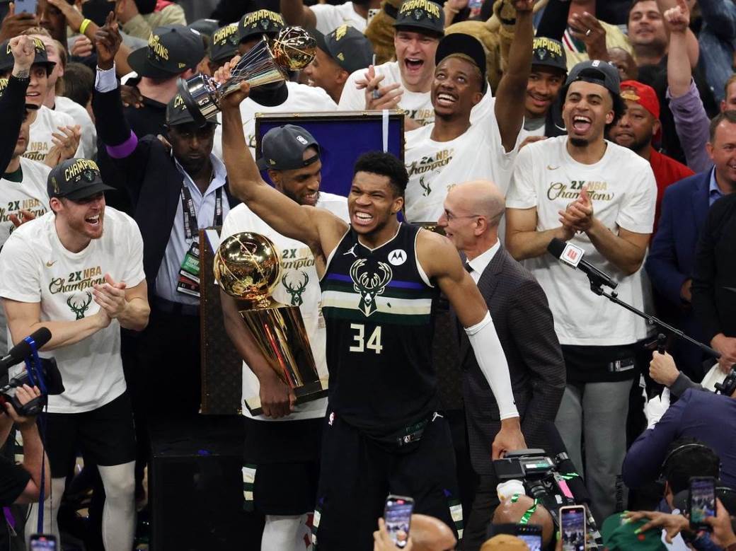  Janis Adetokumbo nba 