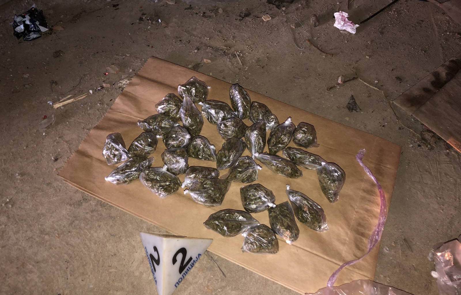  sumskim putevima kroz crnu goru prenosili drogu 