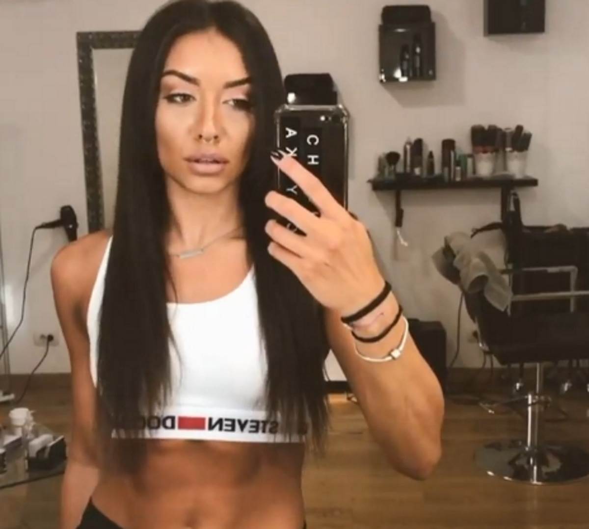  paula hublin nekad licila na djecaka 