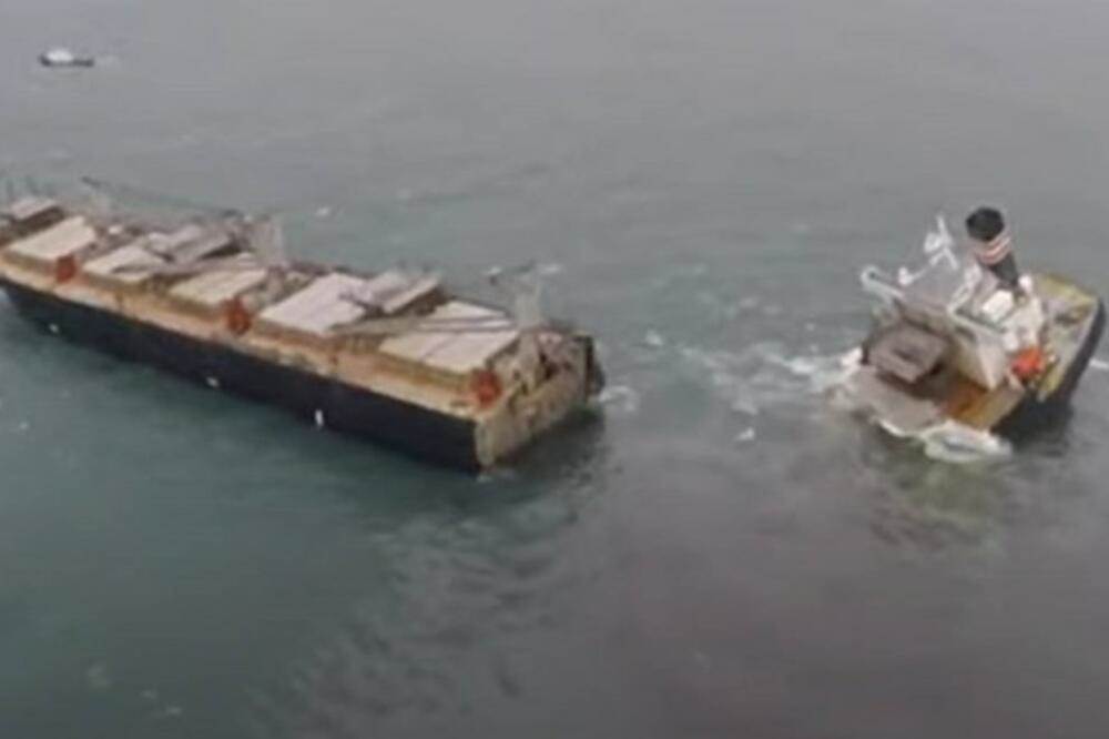  drama u japanskoj luci teretnjak se nasukao 