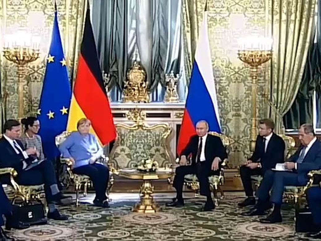  merkel putin sastanak zvoni telefon 