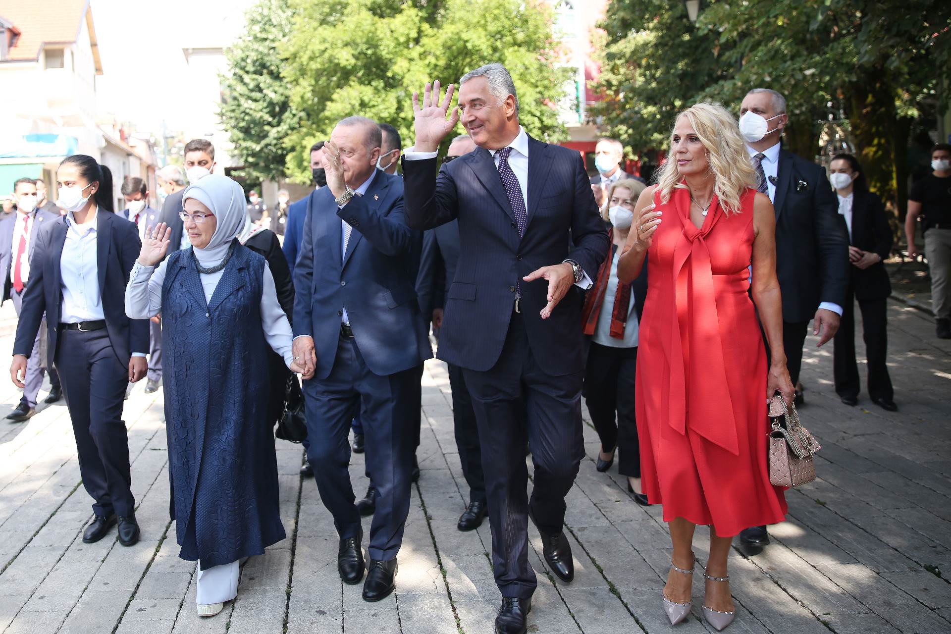  Đukanović i Erdogan sa suprugama obišli zgradu bivšeg turskog poslanstva 