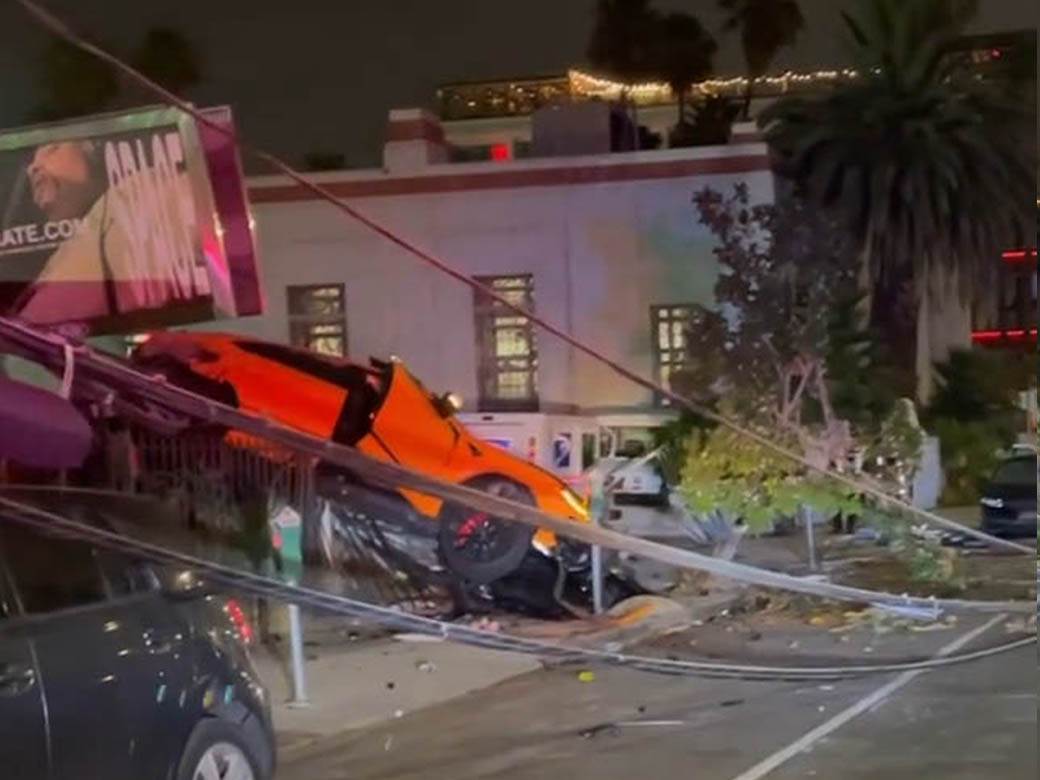  saobracajna nesreca kamborgini sad 