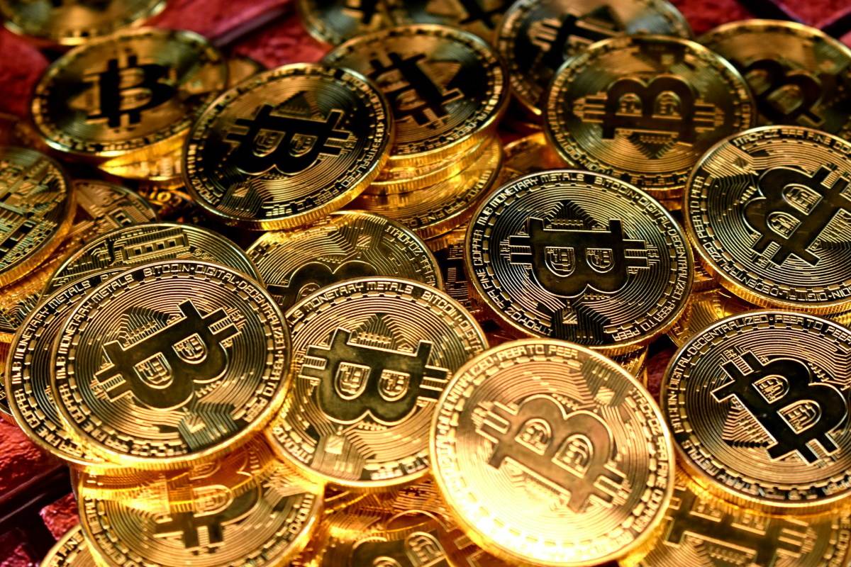  BITCOIN RASTE, ETHEREUM PRATI: Najveća cena kripto novčića u istoriji 