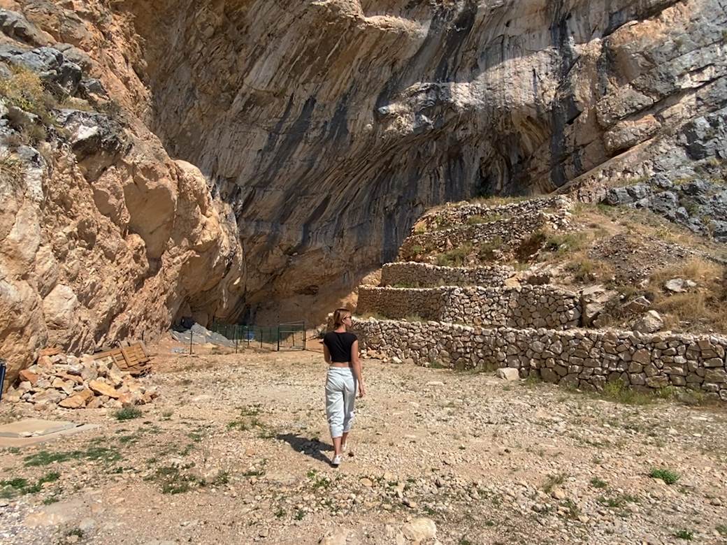  arheolosko nalaziste crvena stijena niksic 