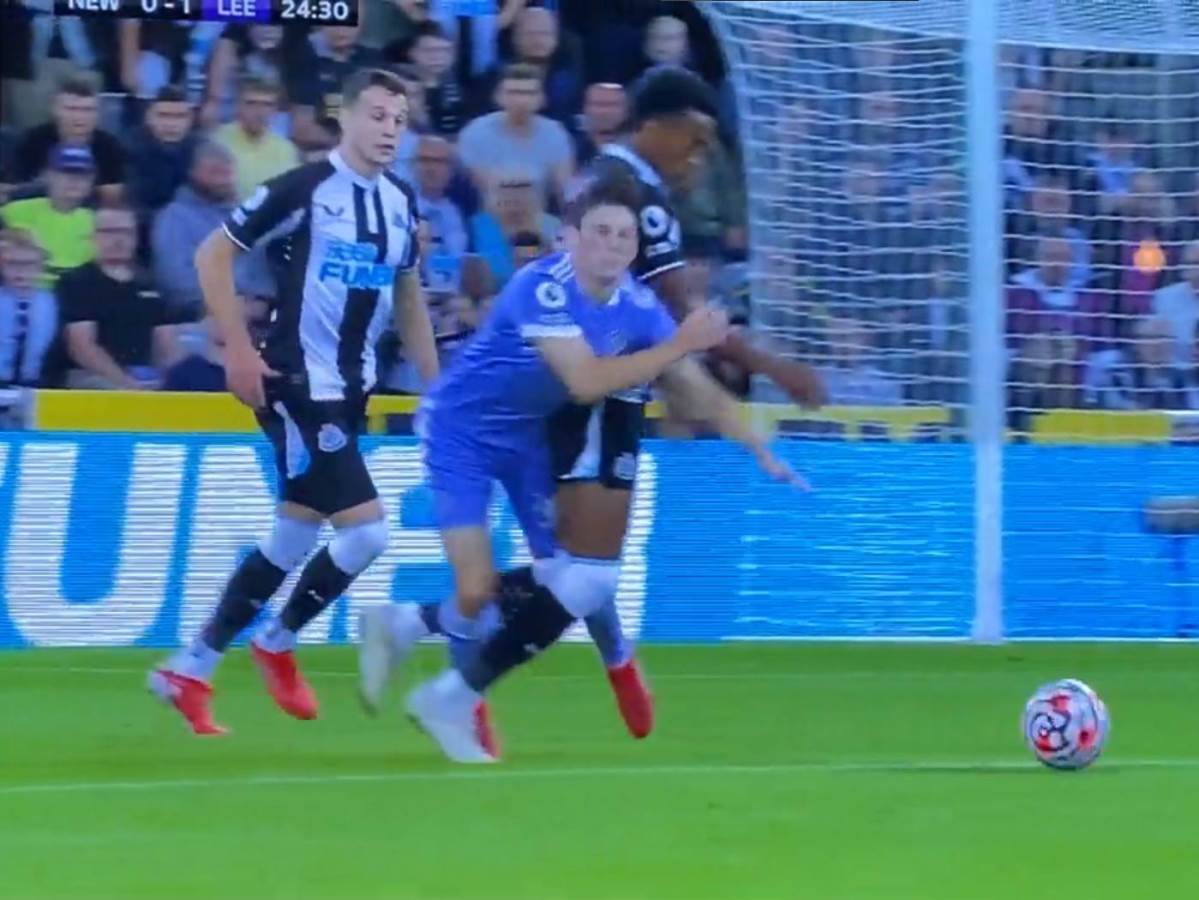  premijer liga var penal 