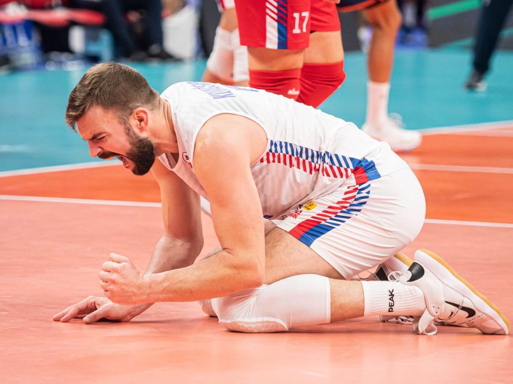  srbija izgubila od italije odbojka 