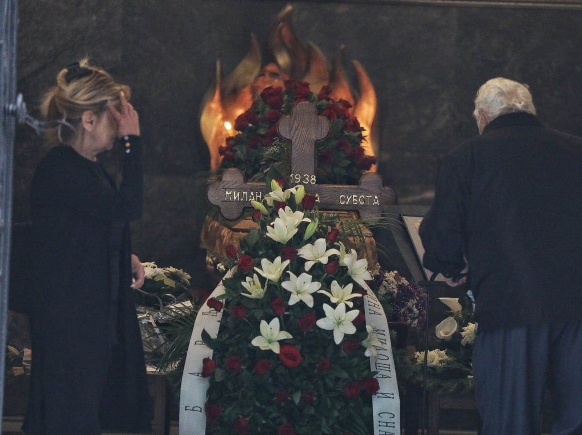  POSLJEDNJE ZBOGOM JUNAKU NAŠEG DJETINJSTVA: Sahrana Minje Subote - tužna povorka se okuplja na Novom groblju u Beogradu 