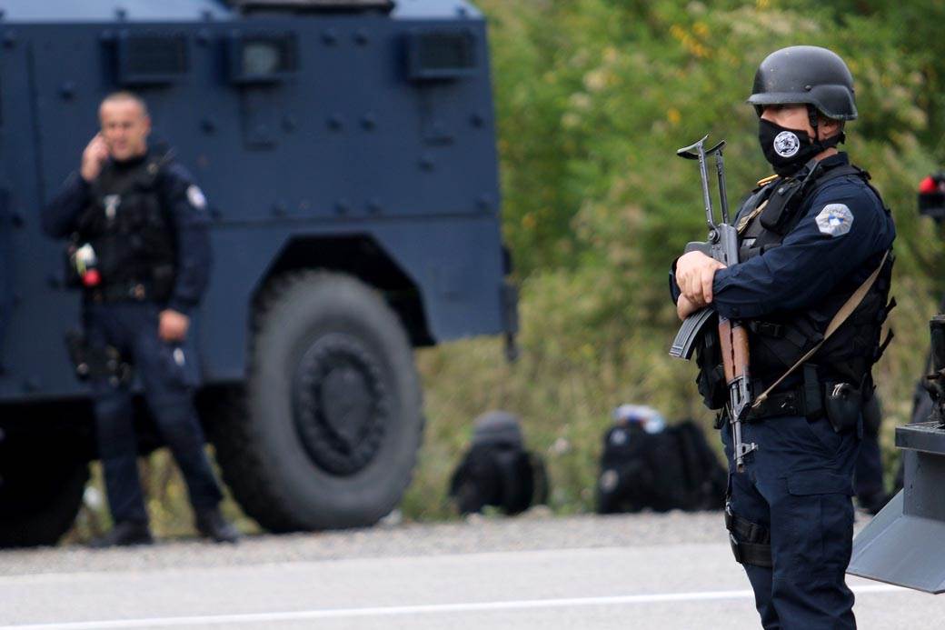  kosovo jarinje oklopna vozila sa puskomitraljezom 