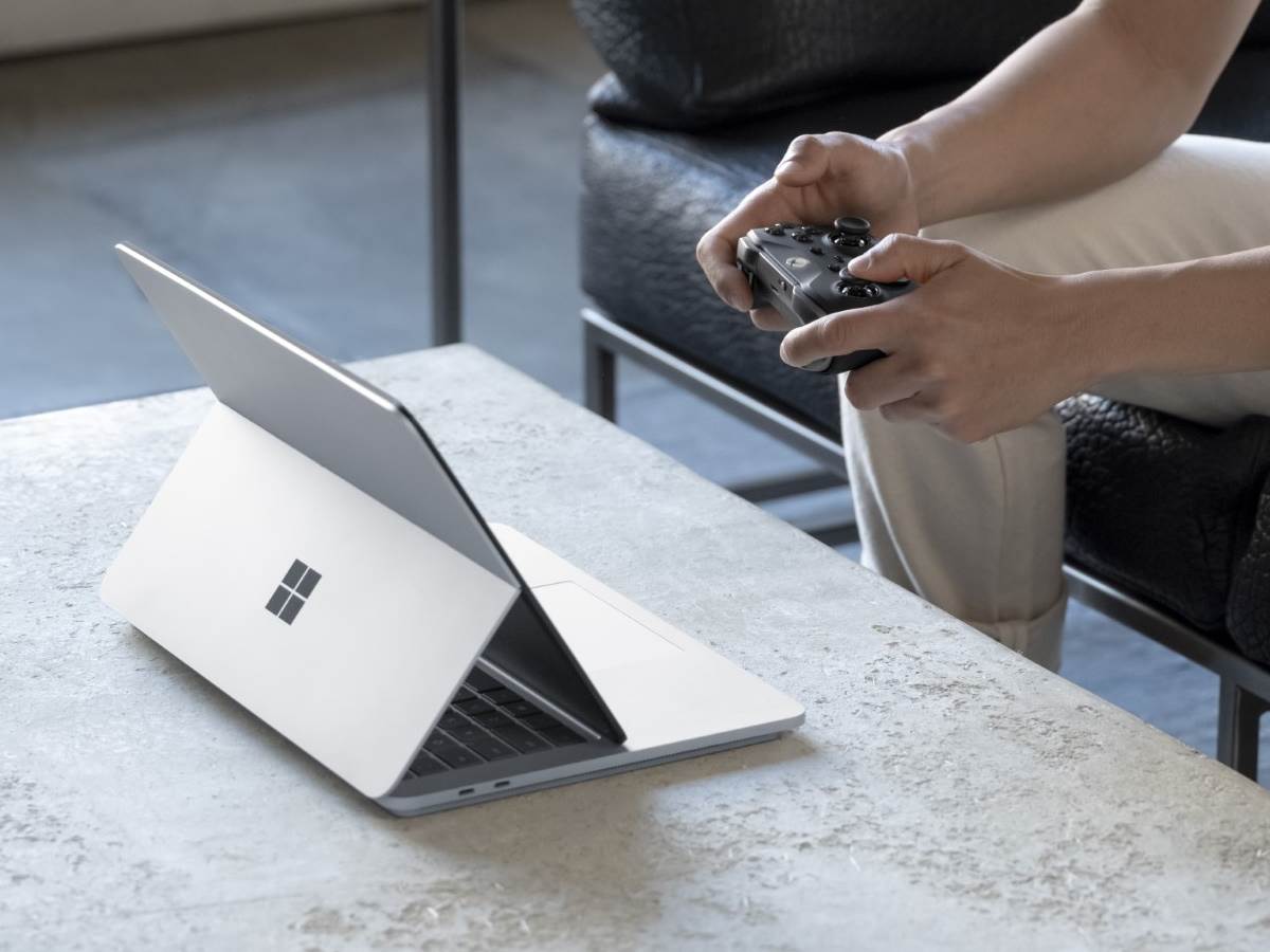  Surface Laptop Studio laptop 