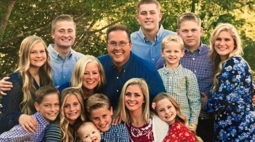  otac preminuo od korone ostavio 12 djece 