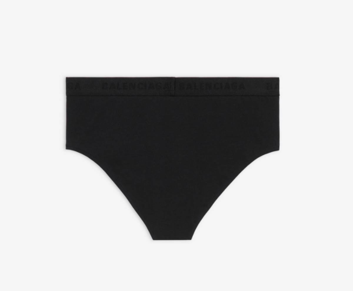  balenciaga gace koje ne smiju da se peru 