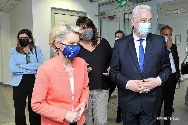  51532164854_6d4e7b670e_c 