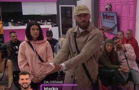  mensur pred svima vikao na milicu 