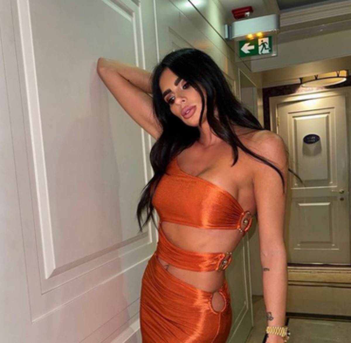  Jovana Gajić zena bambija tosica 