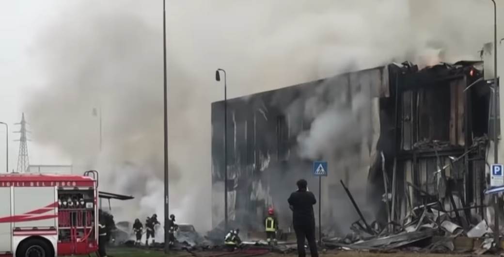  srusio se avion u milanu poginuo djecak 